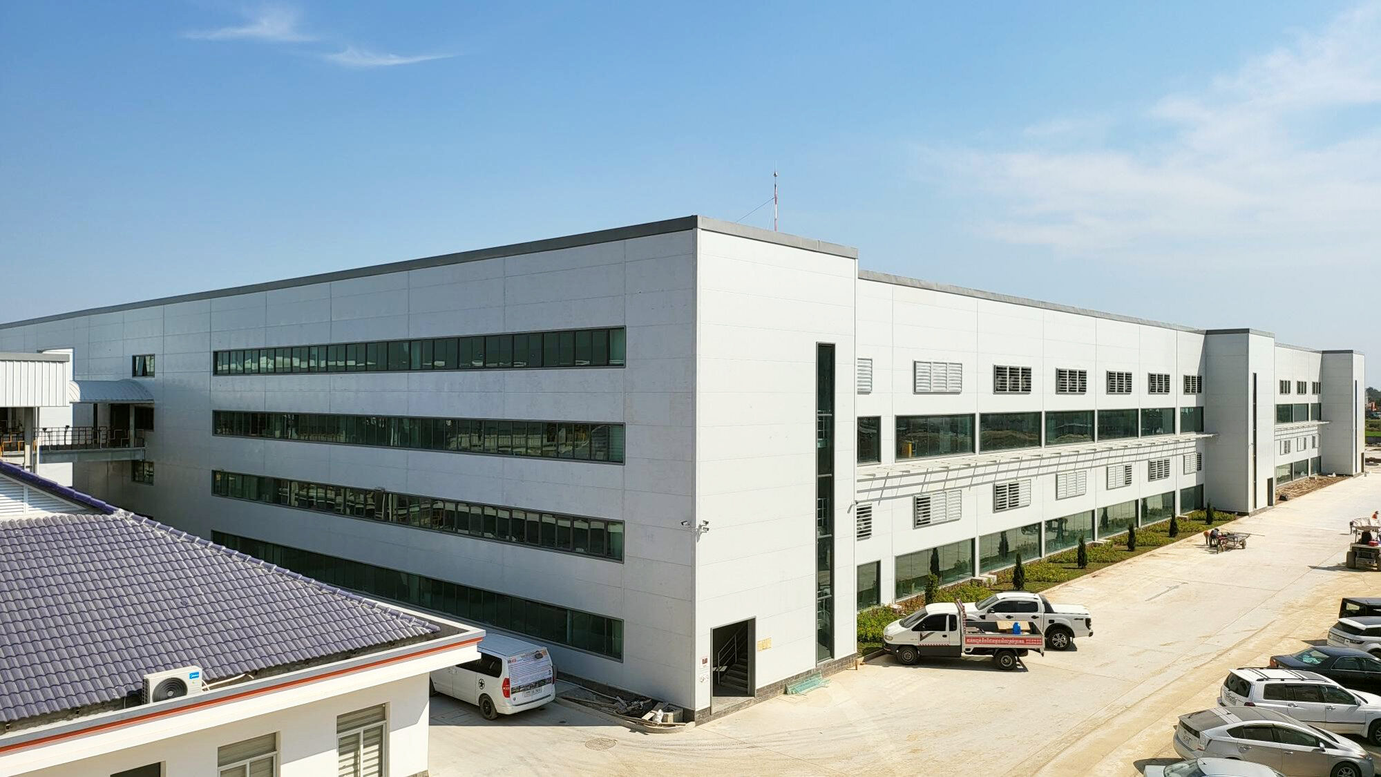 New Wide Factory