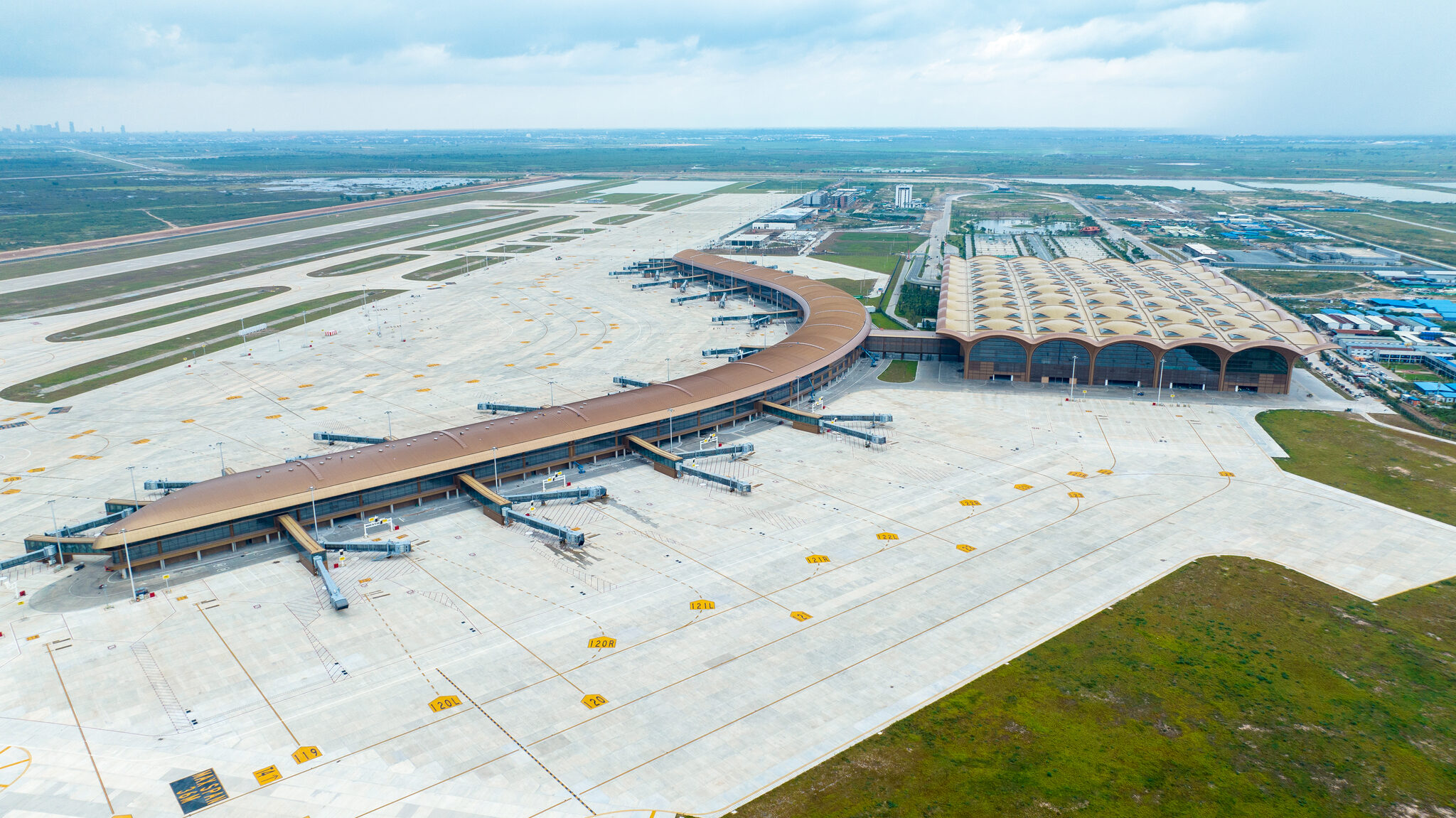 Techo International Airport - View 3